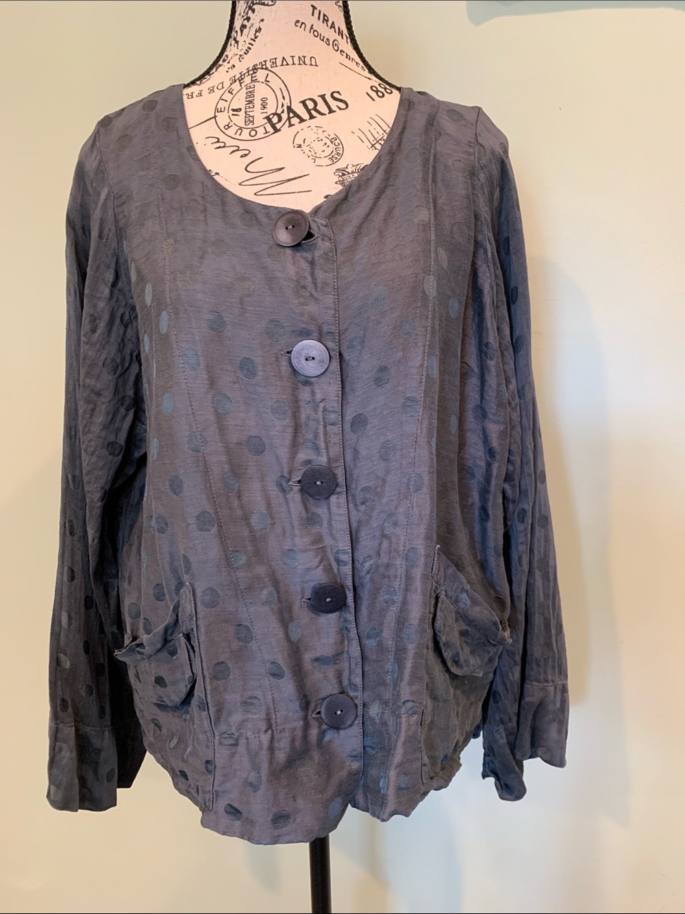 Grizas Women’s Medium Crinkle Linen Silk Polka Dot Button Front Jacket Style Top